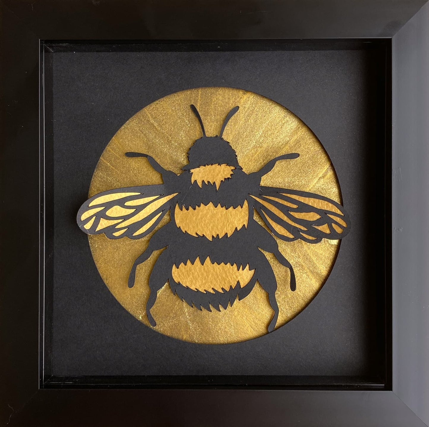 Papercut Golden Bee