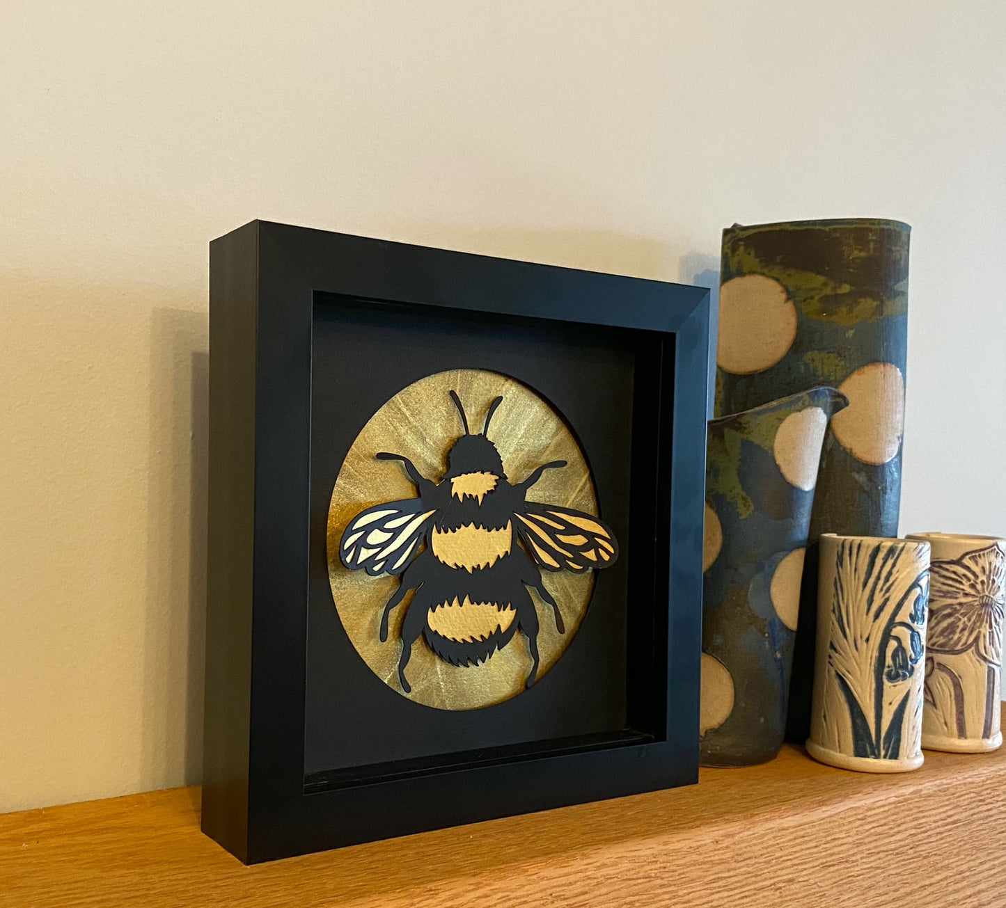 Papercut Golden Bee