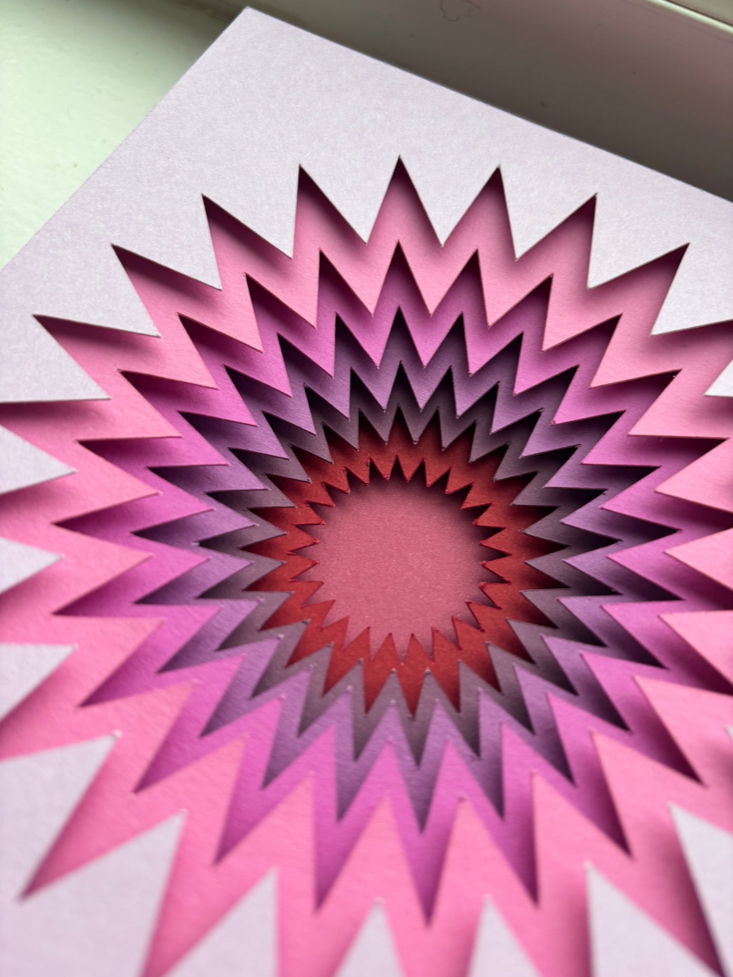 The Pink zigzag - Layered paper sculpture
