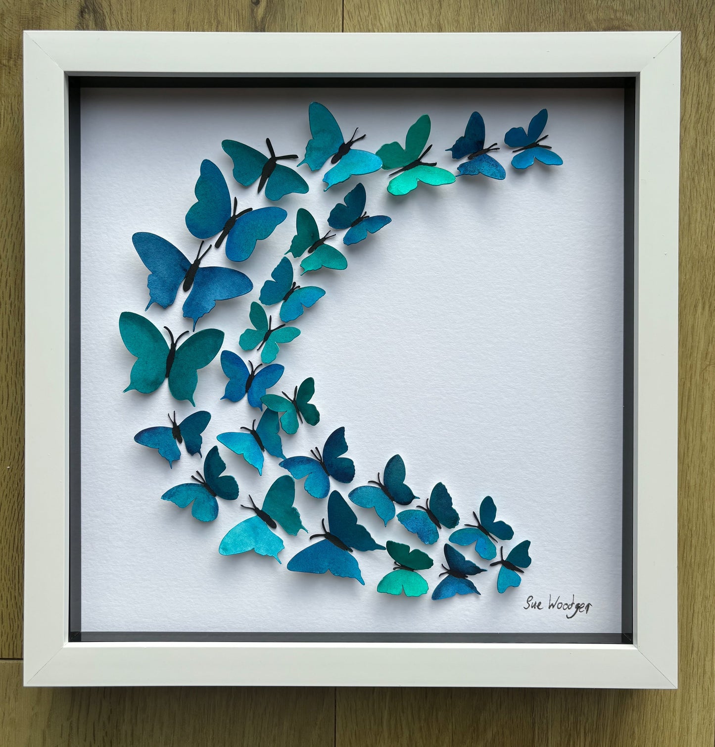 Sweeping blue butterflies - Medium