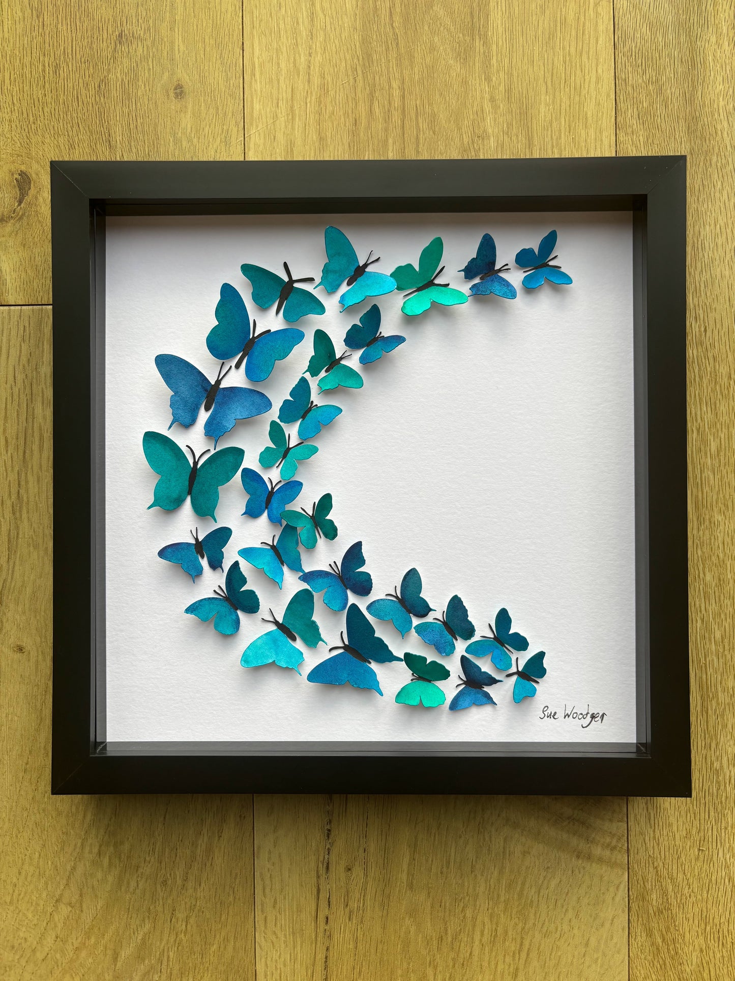 Sweeping blue butterflies - Medium