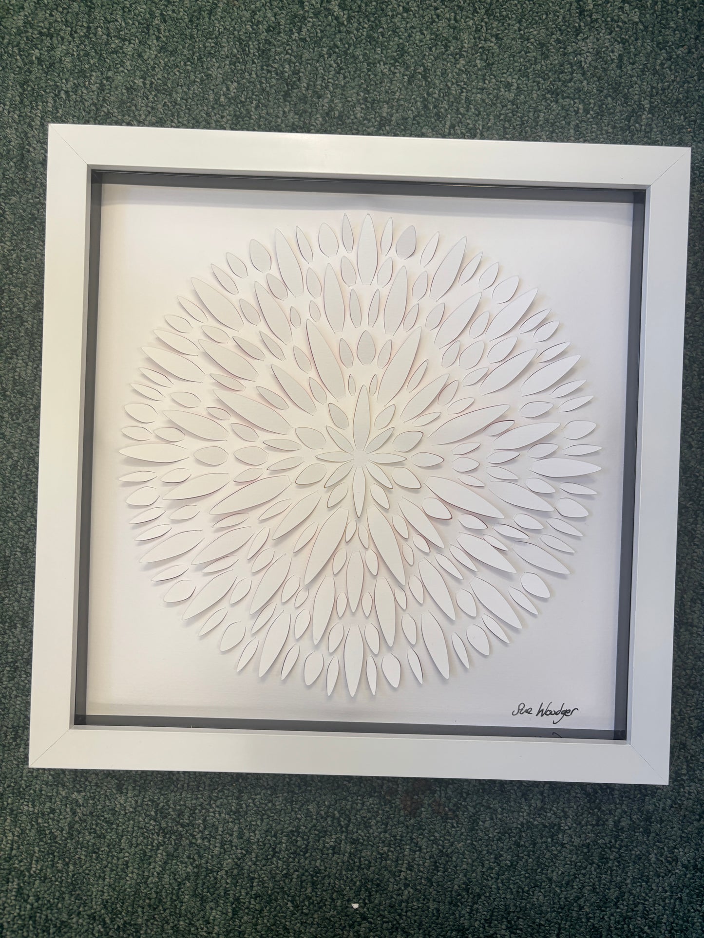 Papercut Dahlia